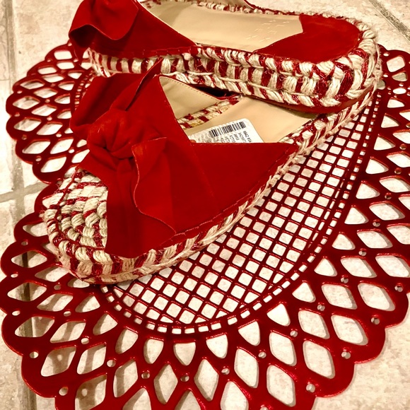 RUBY RED SUEDE SANDALS - Picture 5 of 8